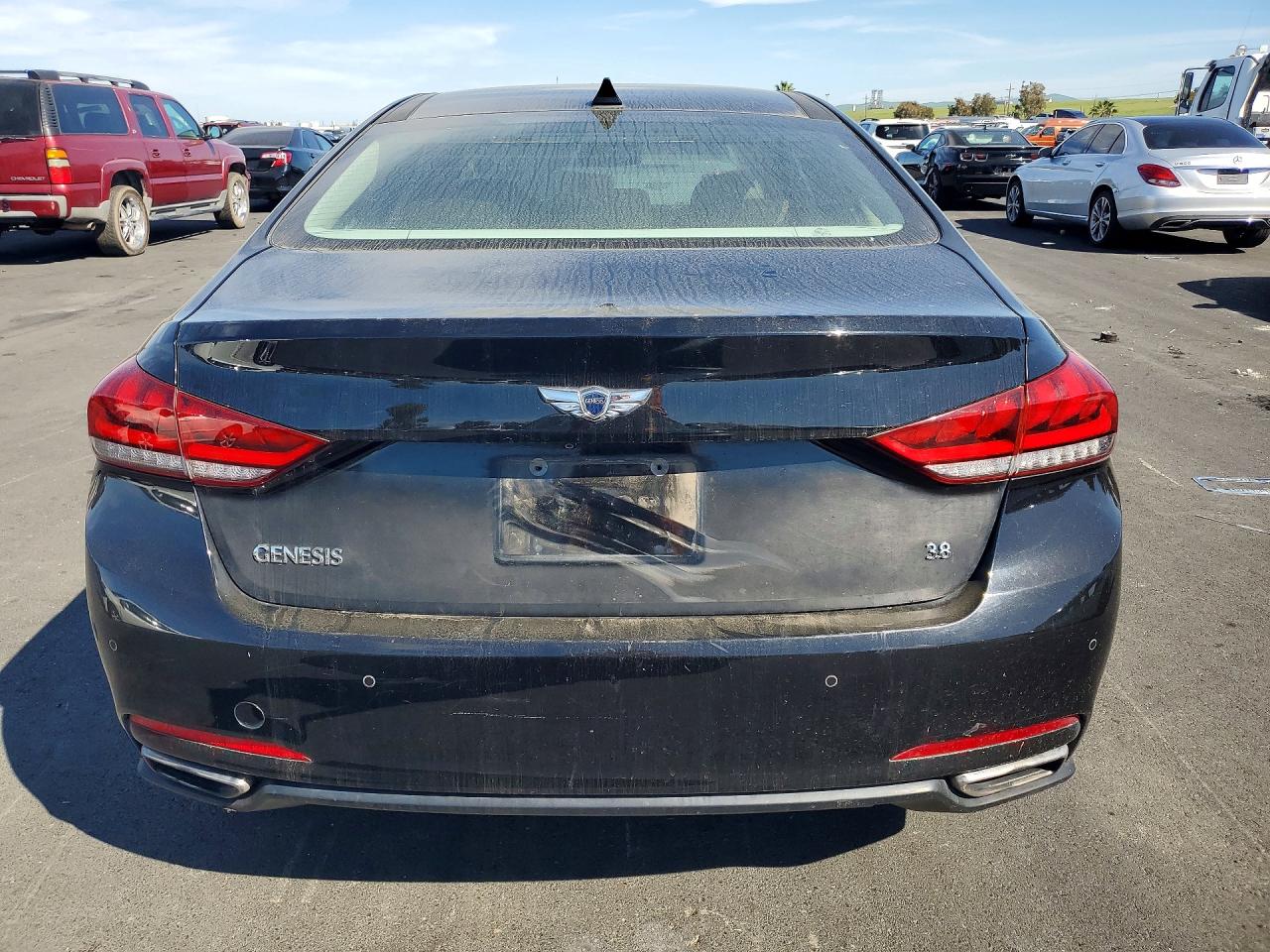 Hyundai Genesis 3.8l