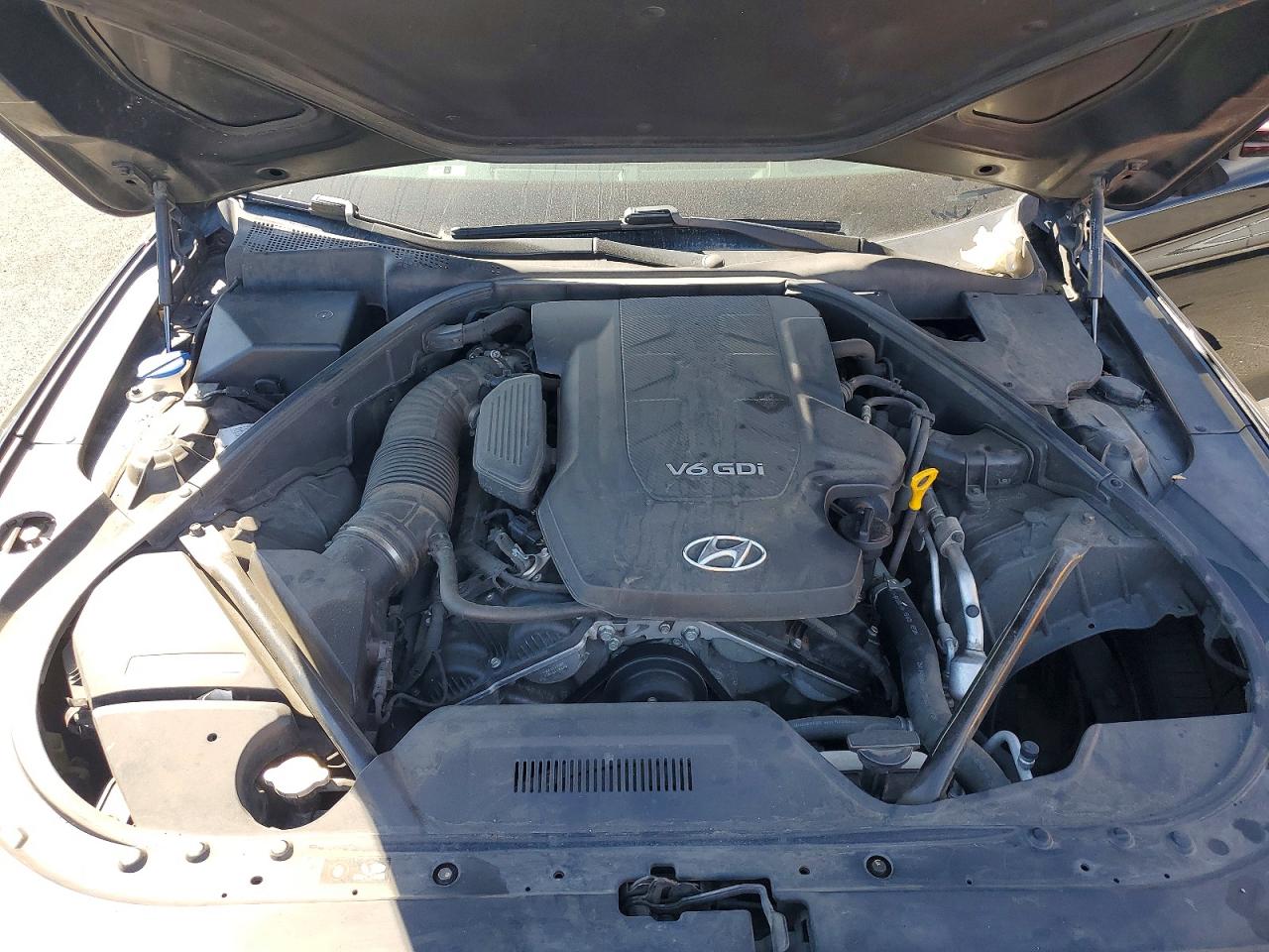 Hyundai Genesis 3.8l