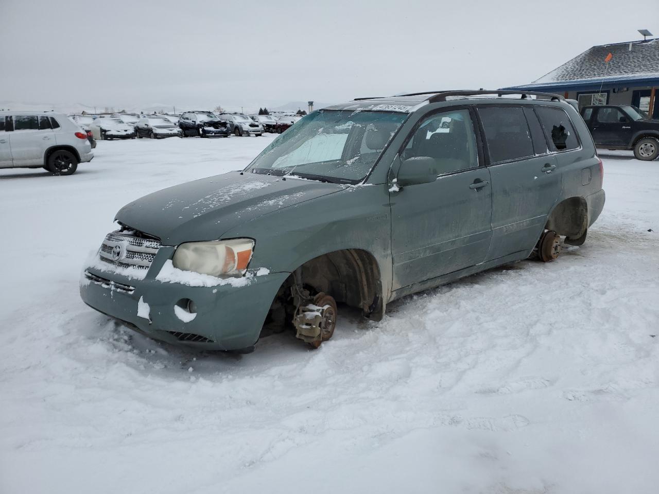 Salvage Toyota Highlander Image
