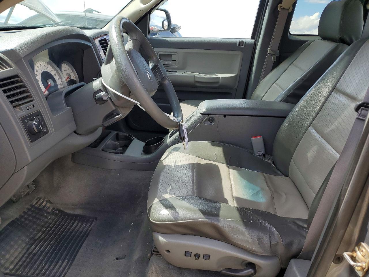 Dodge Dakota Slt