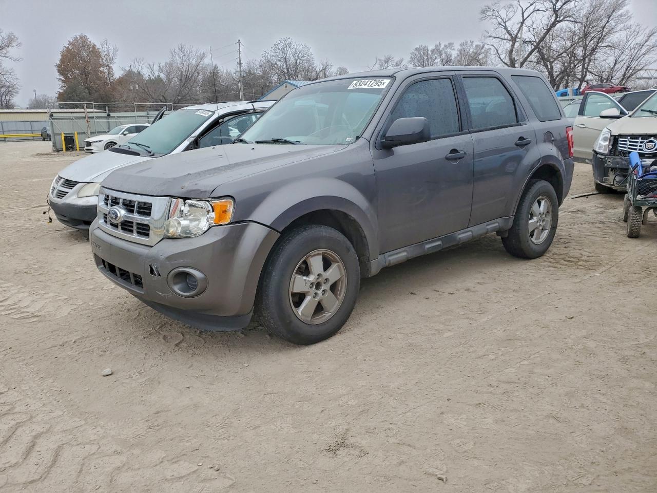 Salvage Ford Escape Image