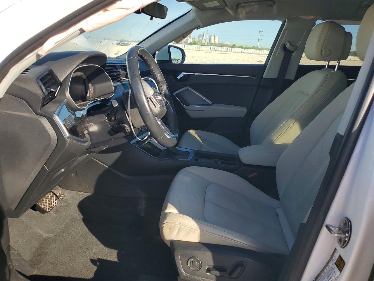 Audi Q3 Premium