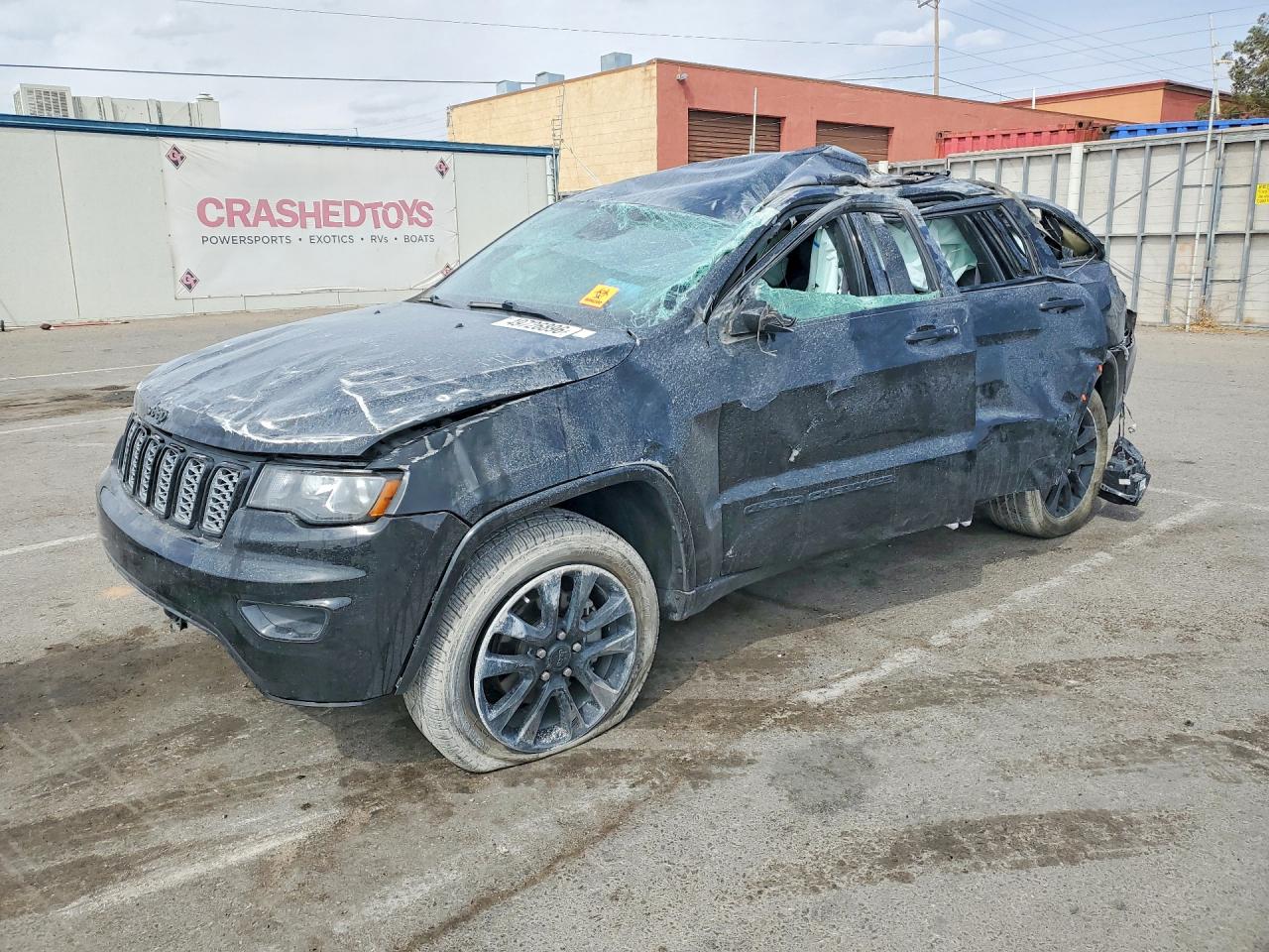 Salvage Jeep Cherokee Image