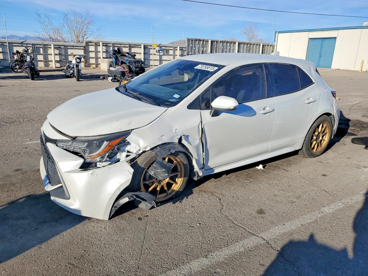 Salvage Toyota Corolla Image