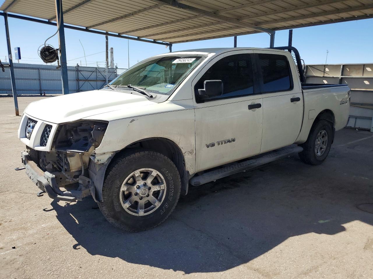 Salvage Nissan Titan Image
