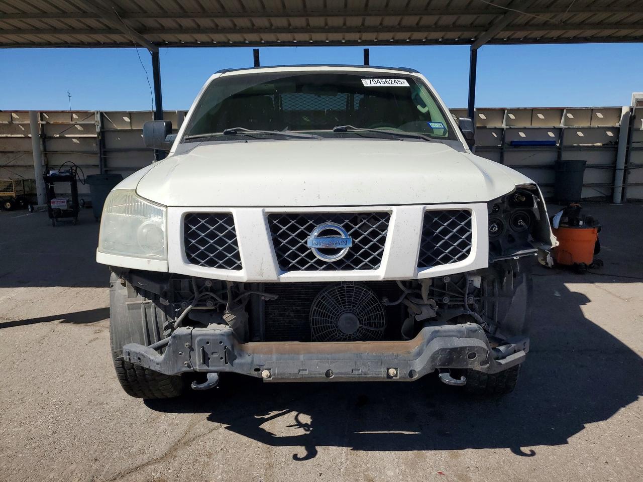 Nissan Titan