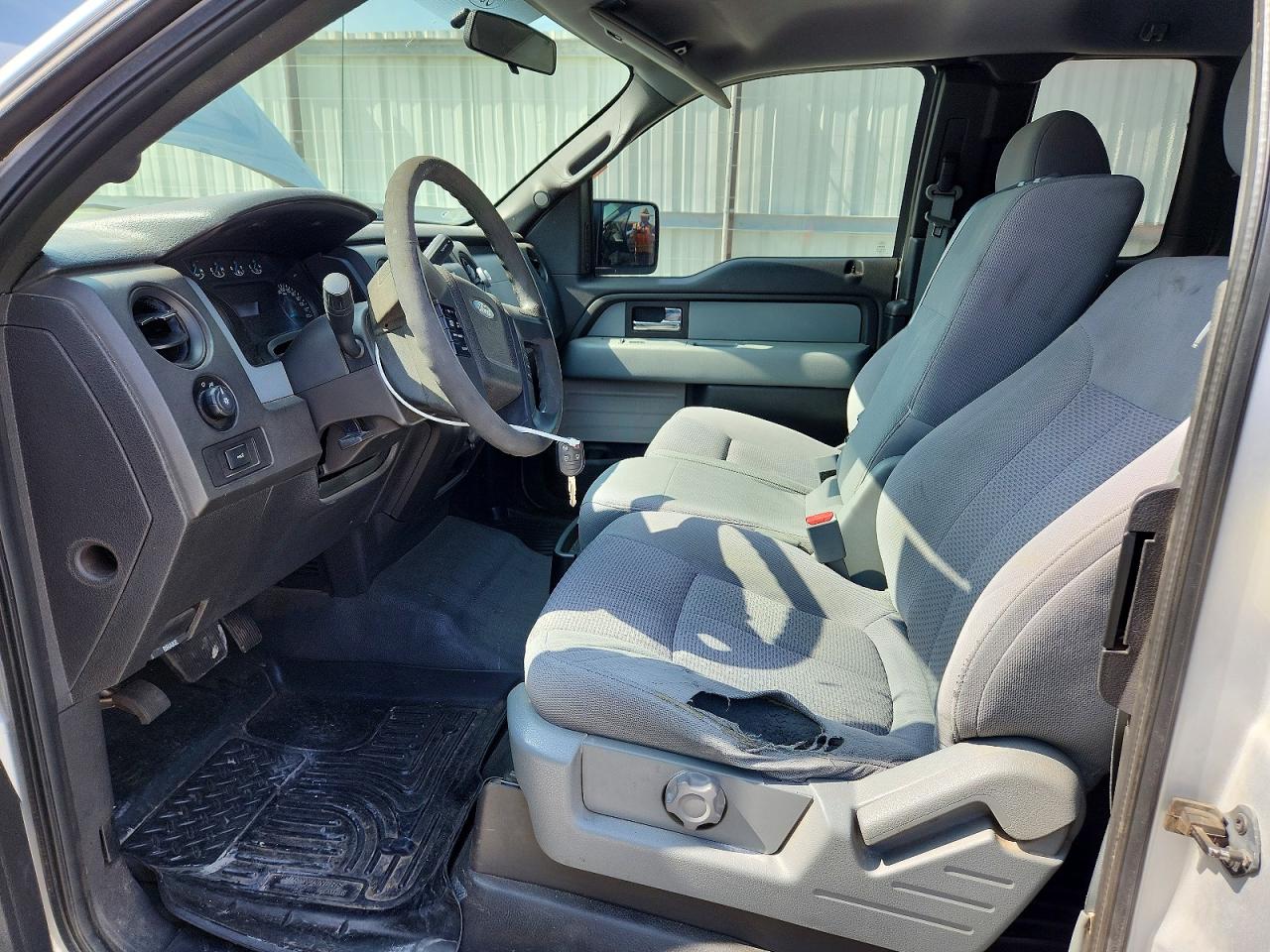 Ford F-150 Super Cab