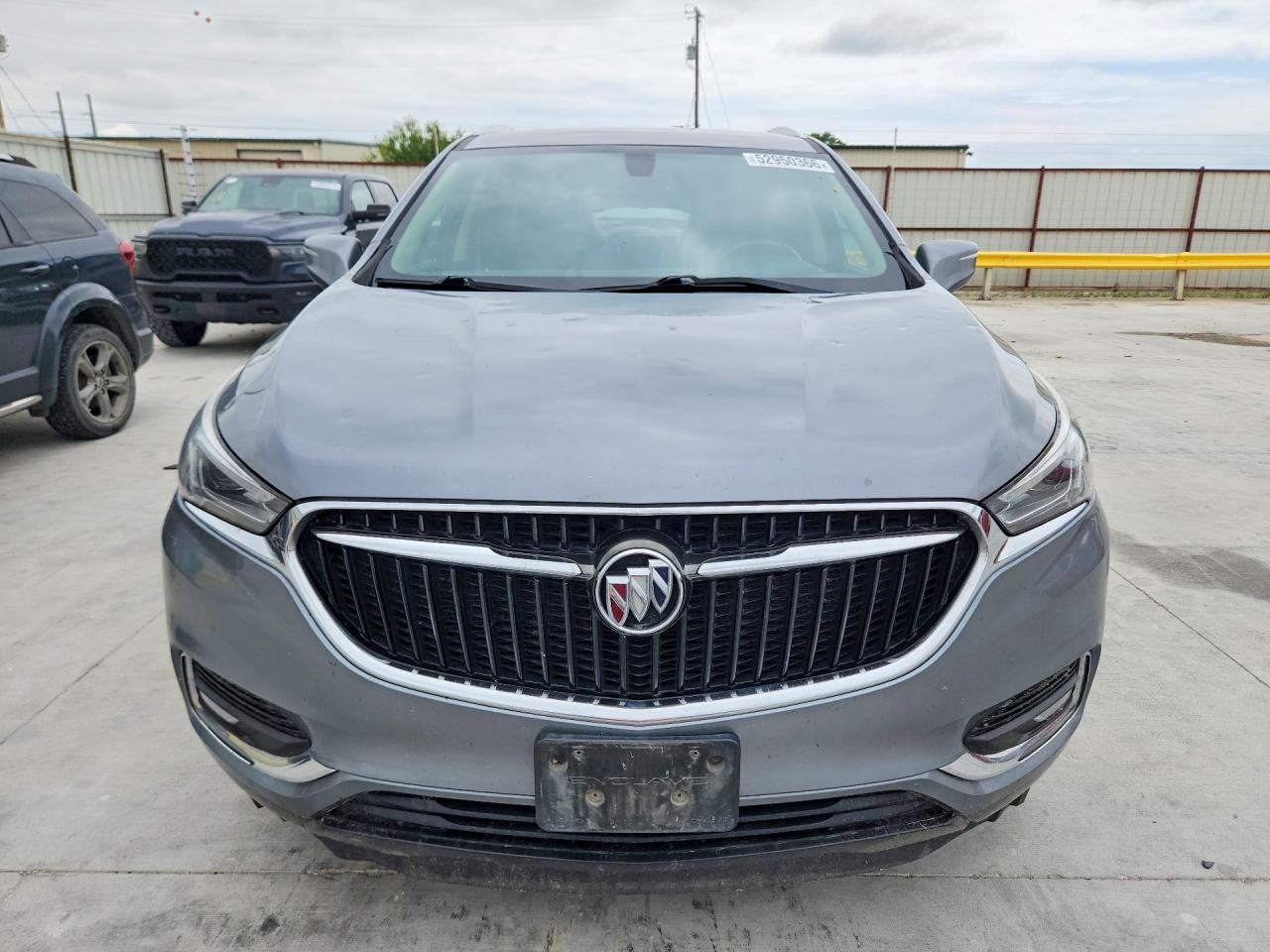 Buick Enclave Essence