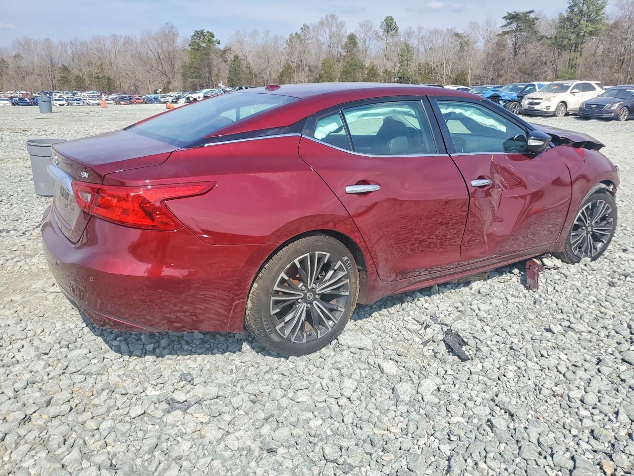 Nissan Maxima