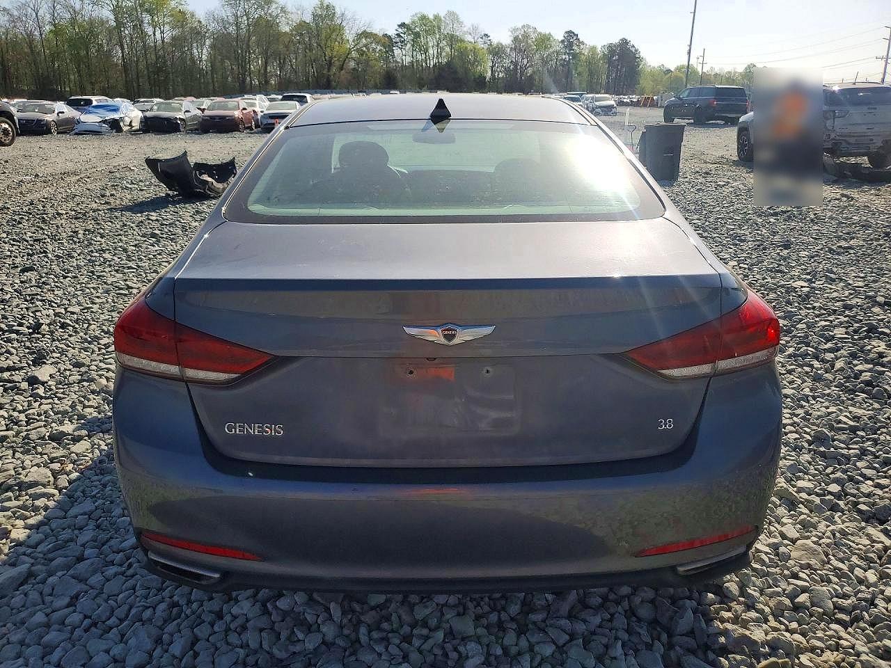 Hyundai Genesis 3.8l