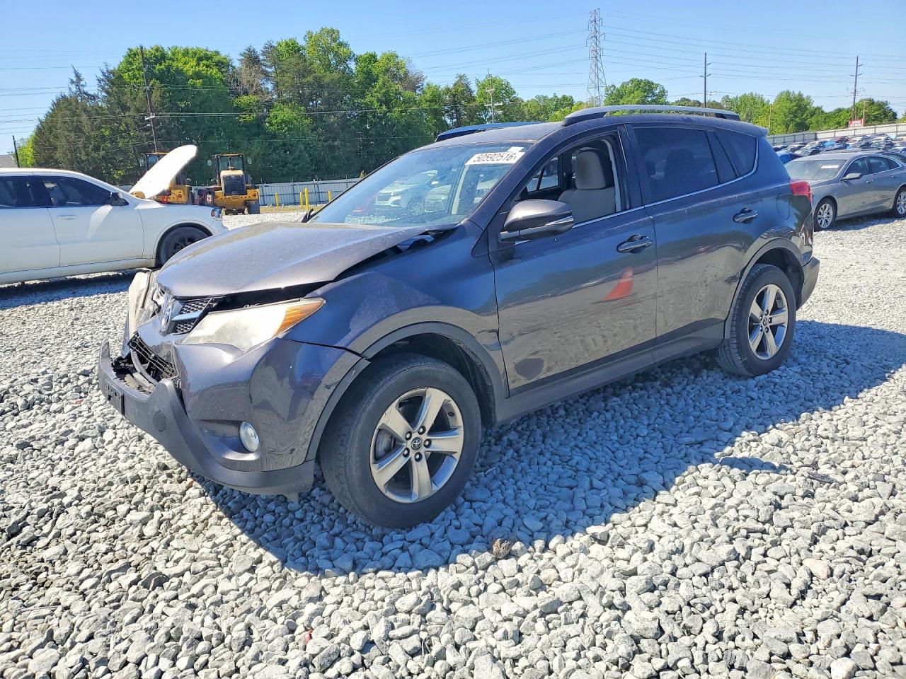Salvage Toyota RAV4 Image