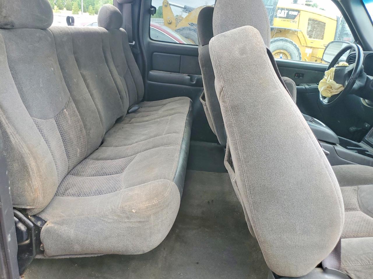 Chevrolet Silverado C1500