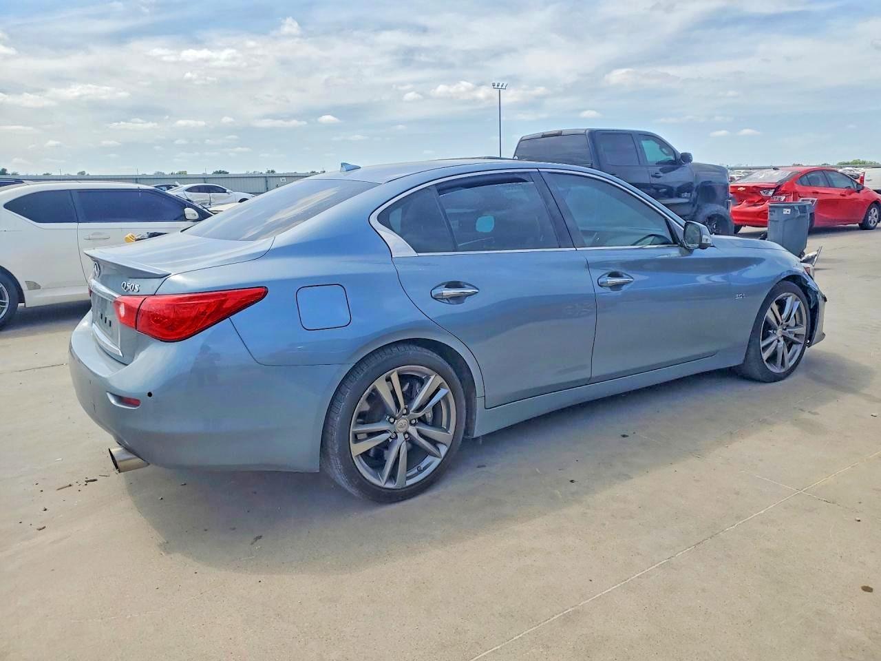 INFINITI Q50 3.0t S 3.0t Signature Edition