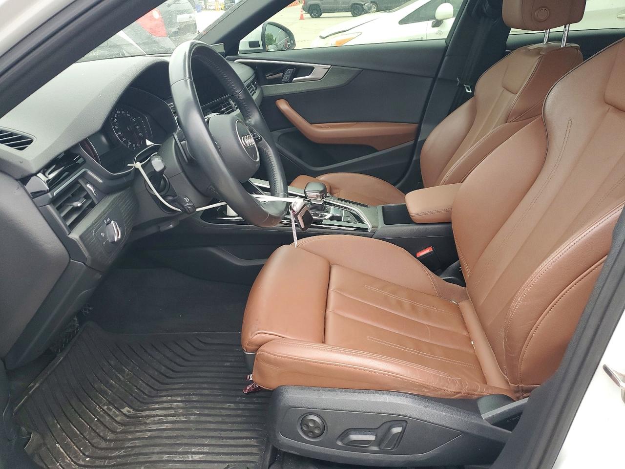 Audi A4 Premium