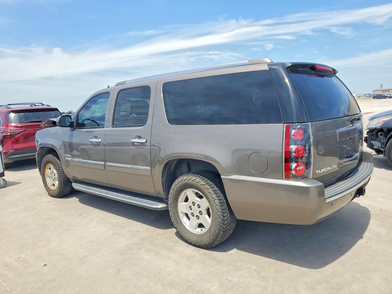 GMC Yukon Denali