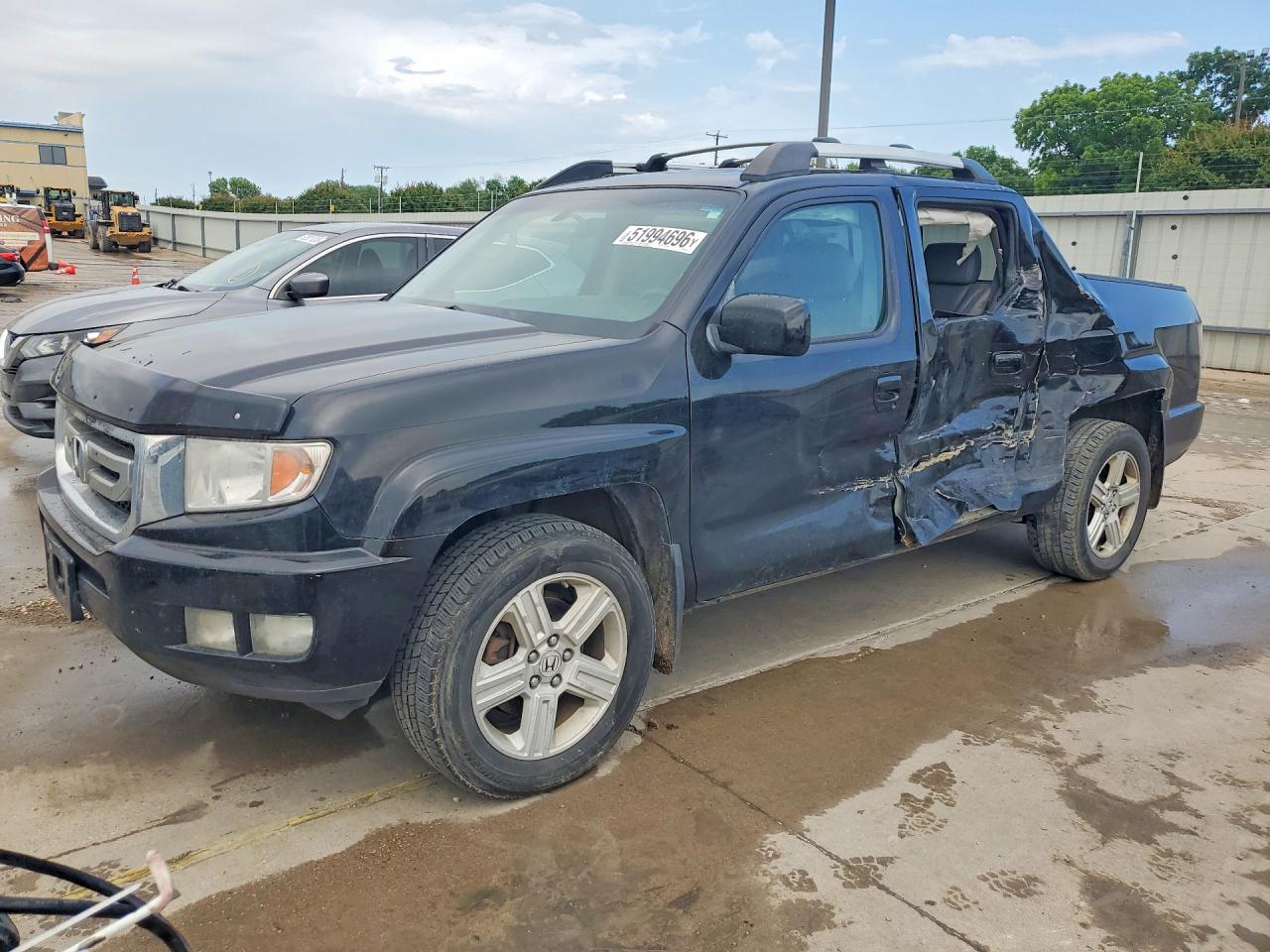 Salvage Honda Ridgeline Image