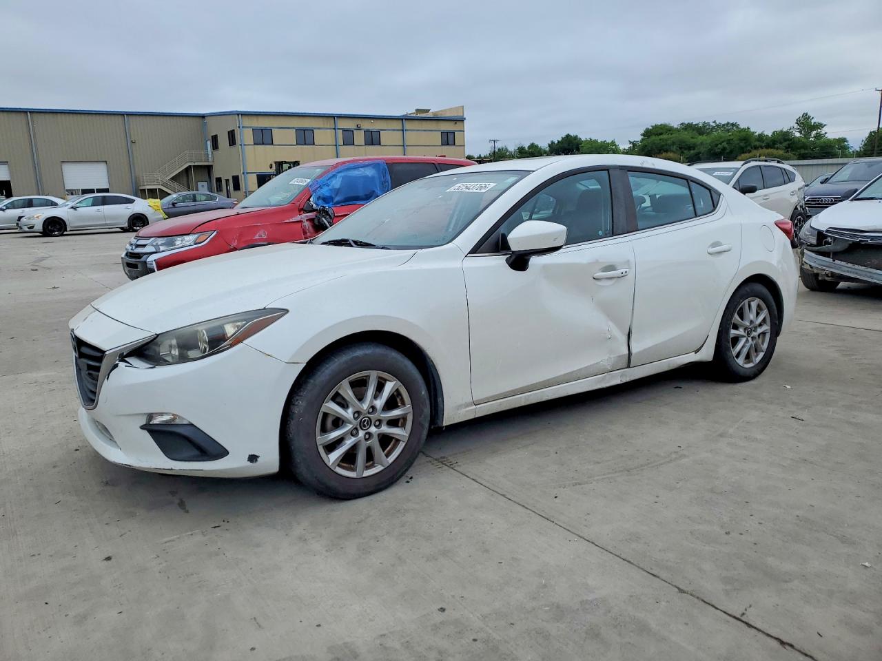 Salvage Mazda 3 Image