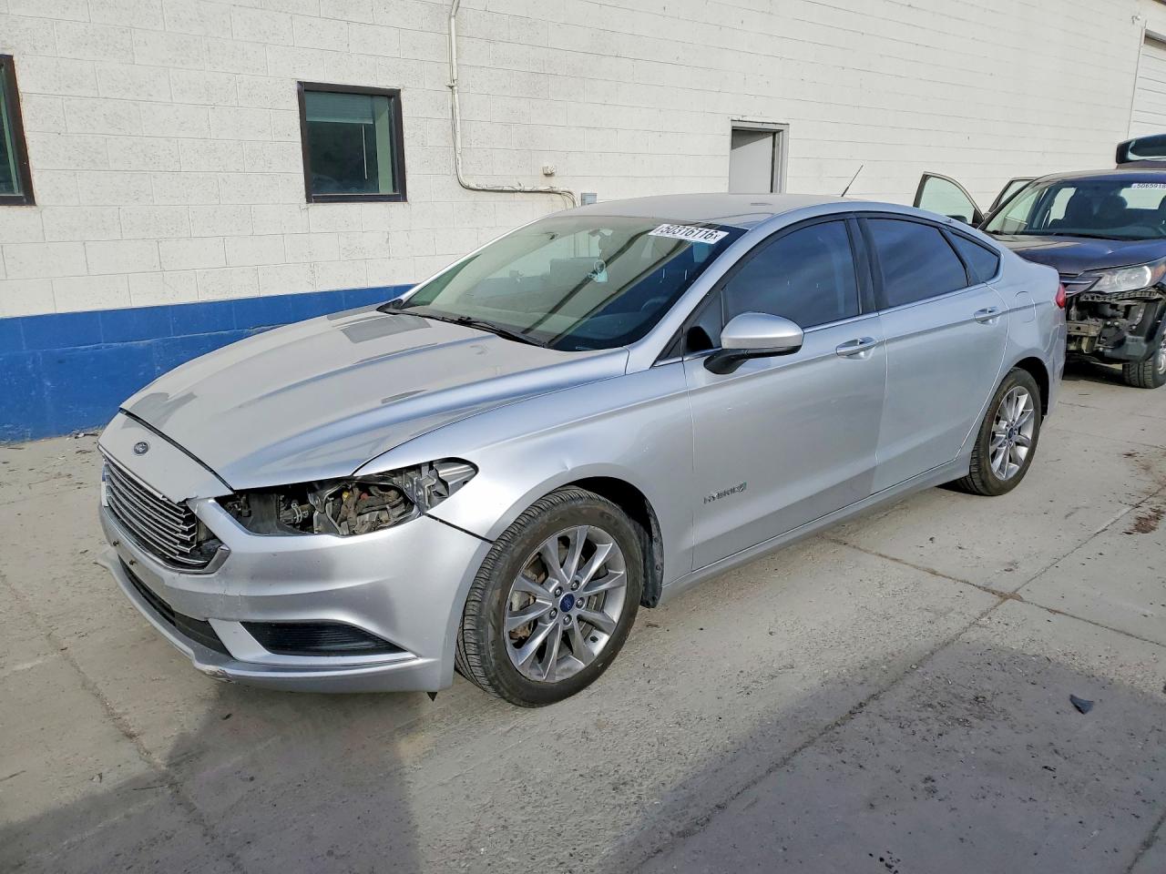 Salvage Ford Fusion Image