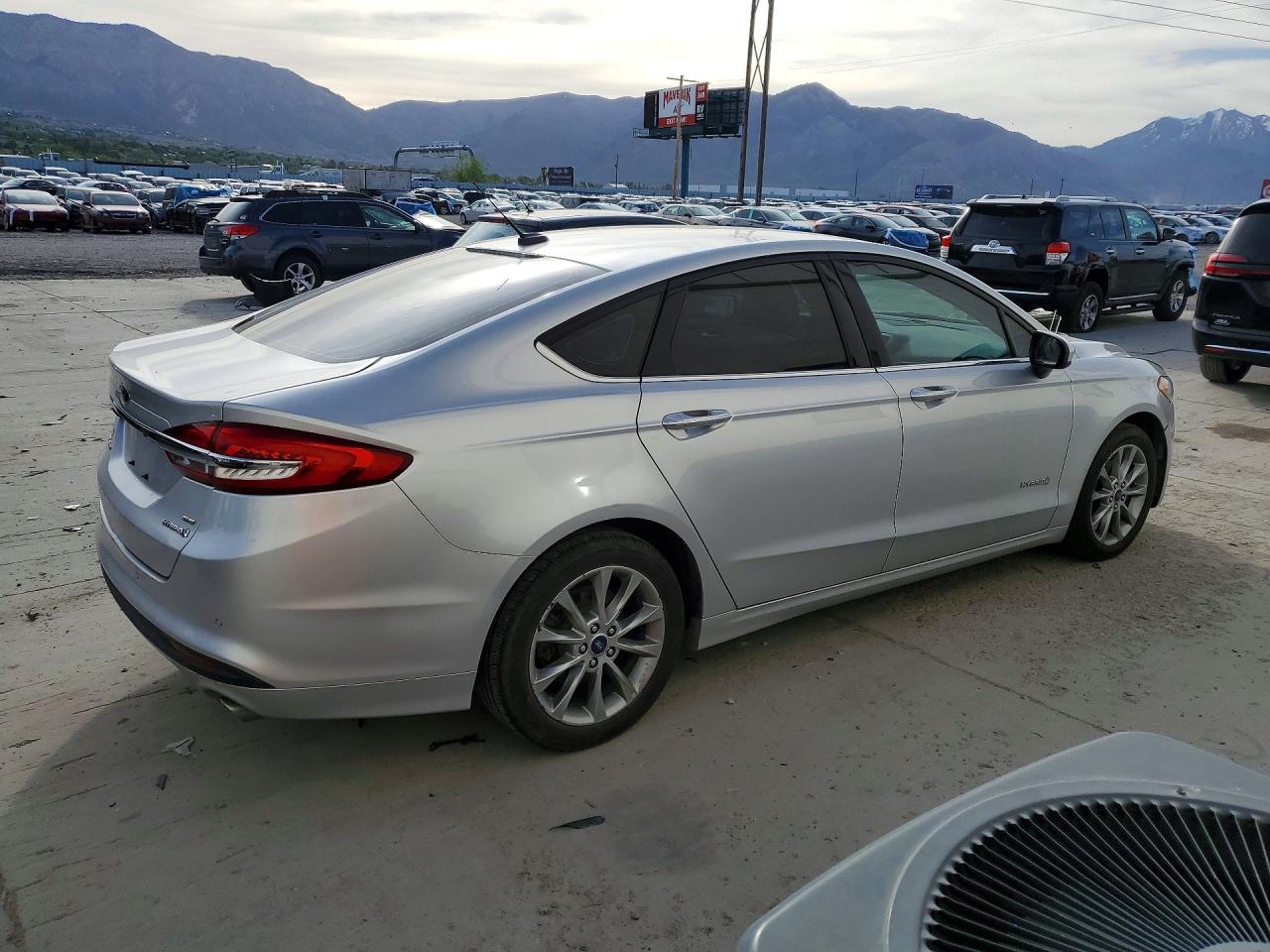 Ford Fusion Se Hybrid