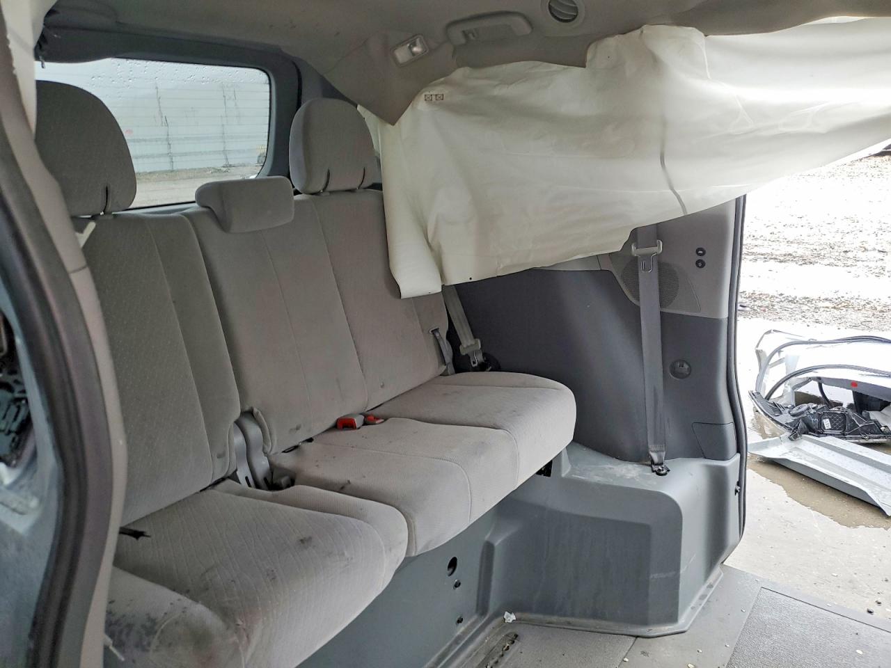 Toyota Sienna Le