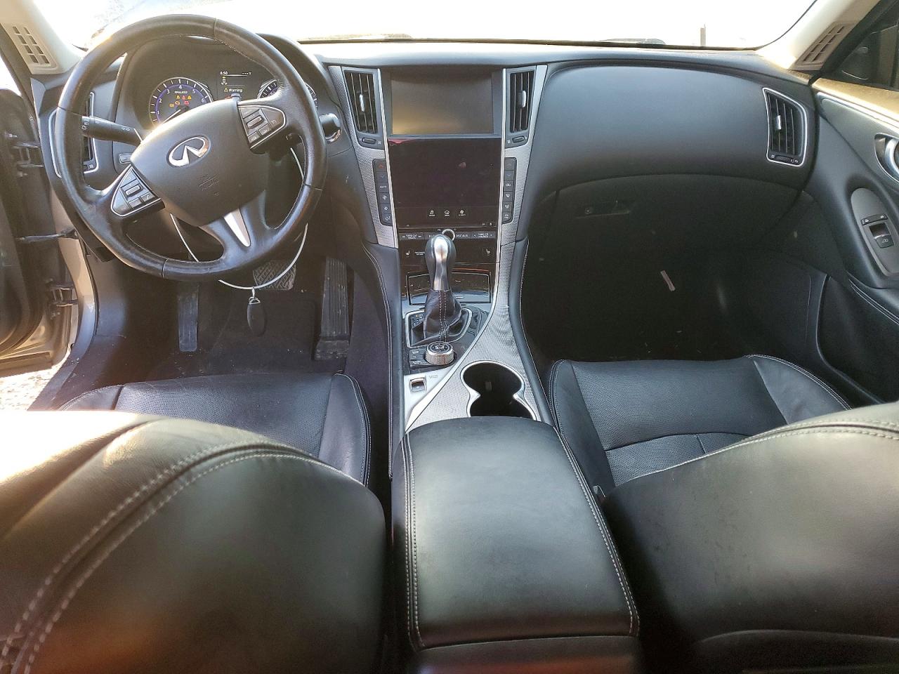 INFINITI Q50 Base