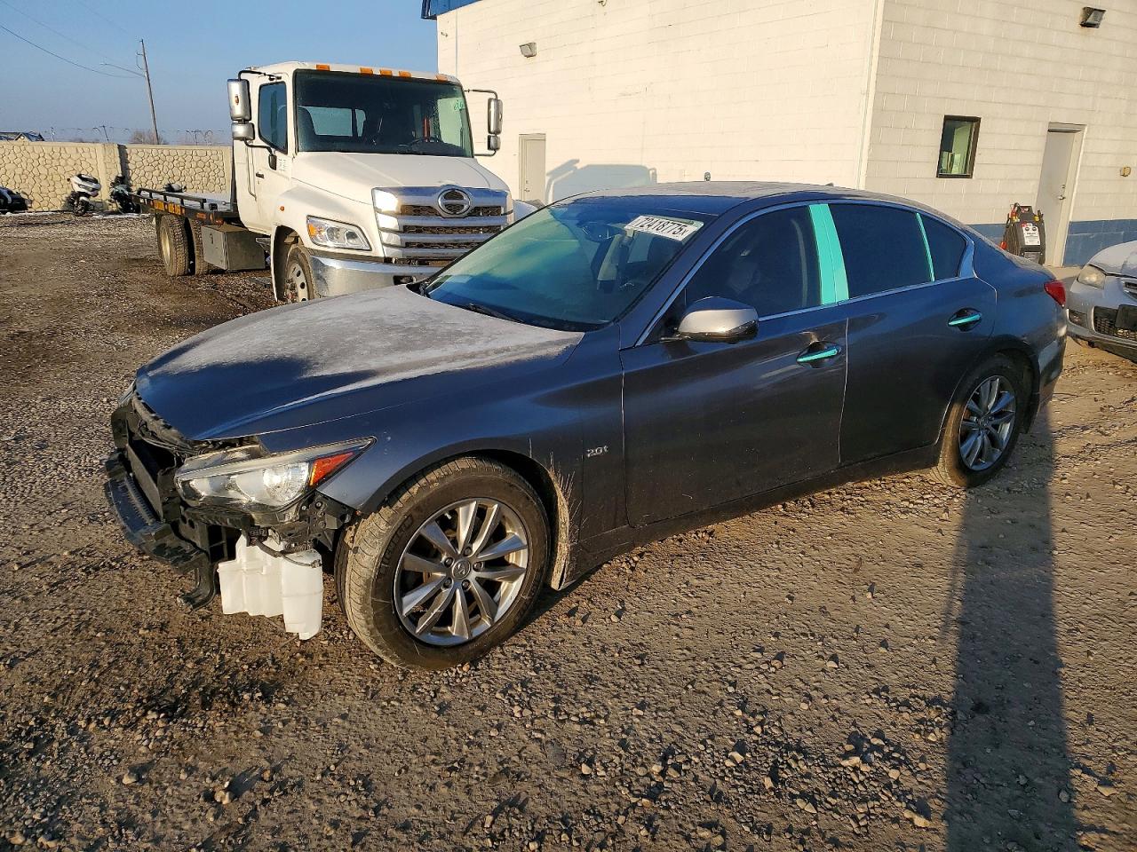 Salvage INFINITI Q50 Image