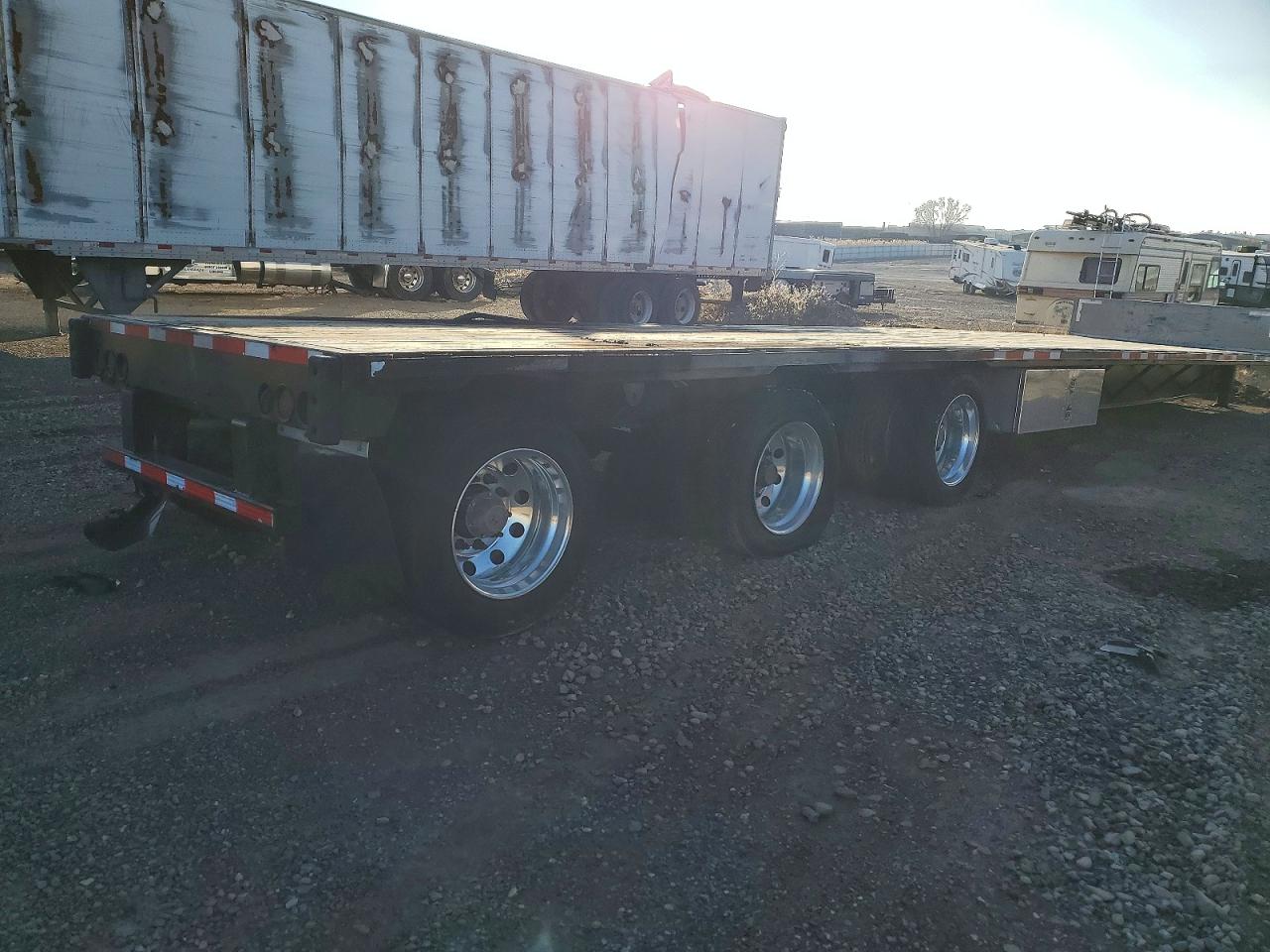 Wabash Flatbed Tr