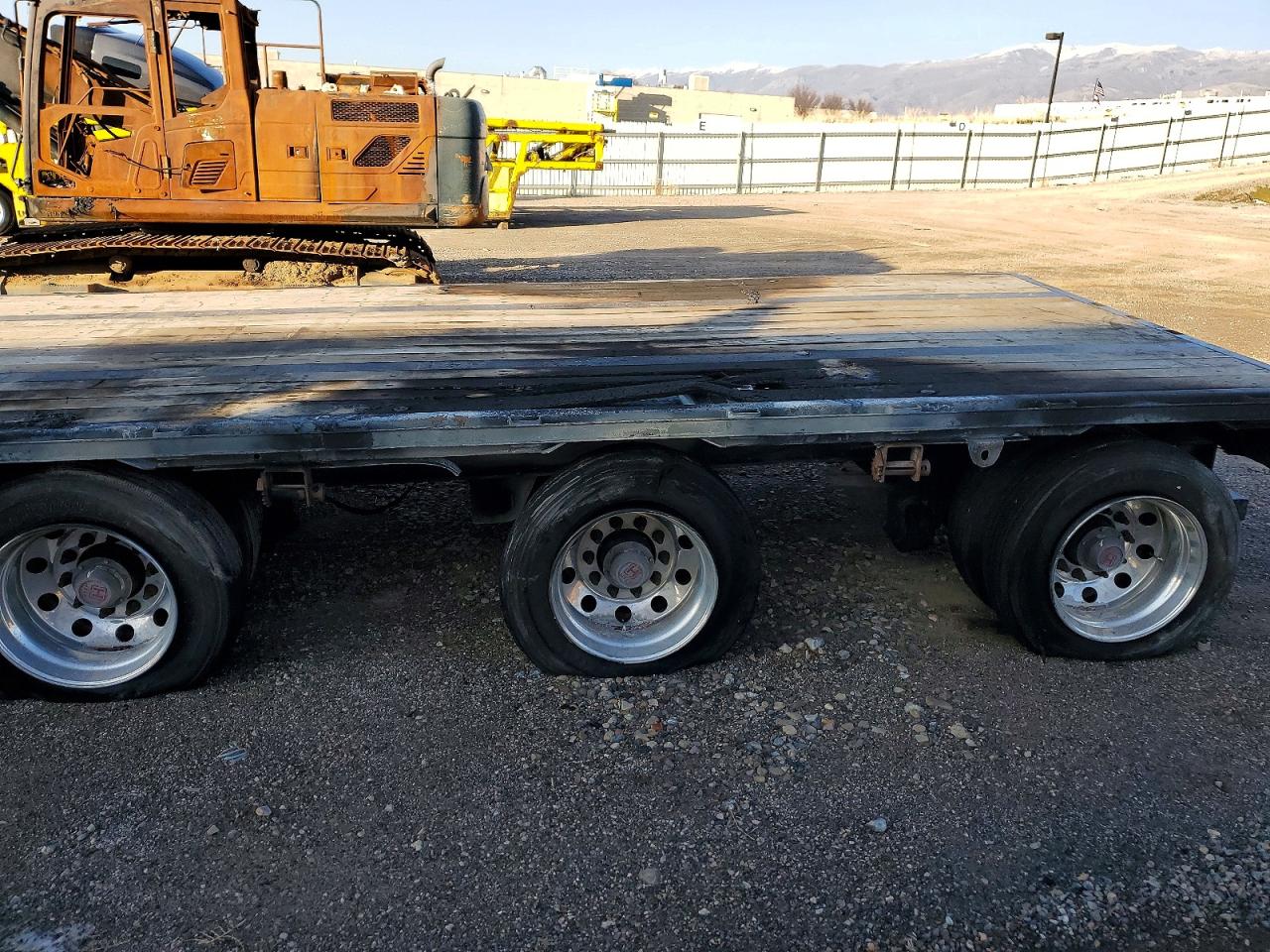 Wabash Flatbed Tr