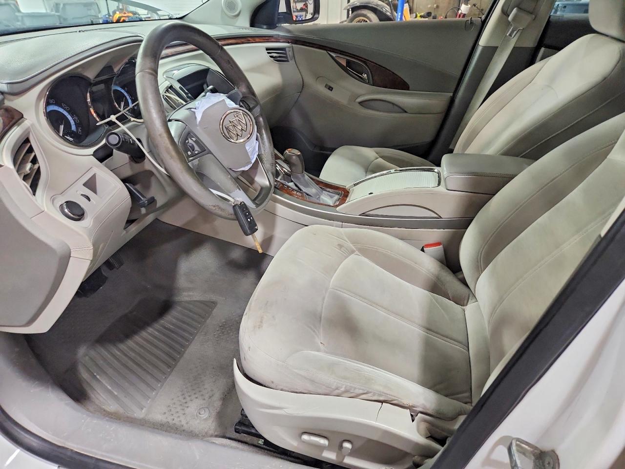 Buick LaCrosse Cx