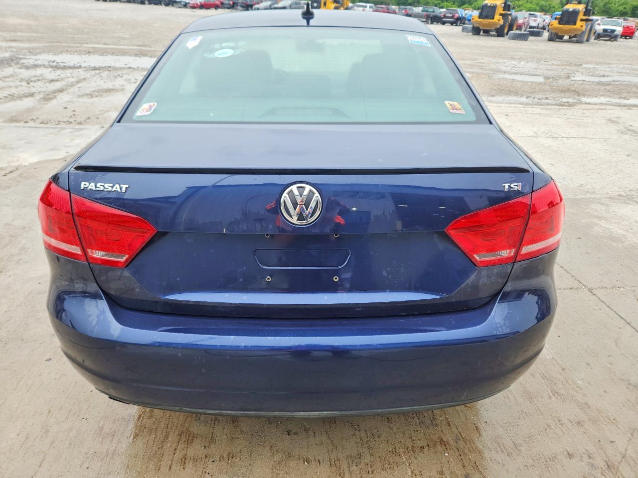 Volkswagen Passat S
