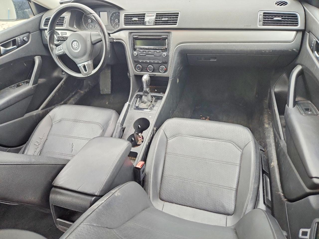 Volkswagen Passat S