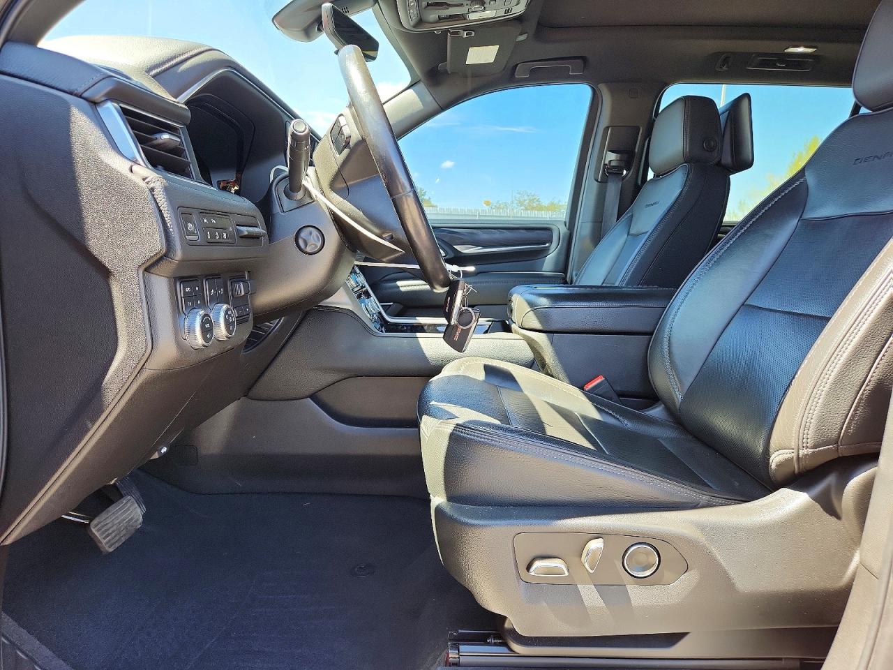 GMC Yukon Denali