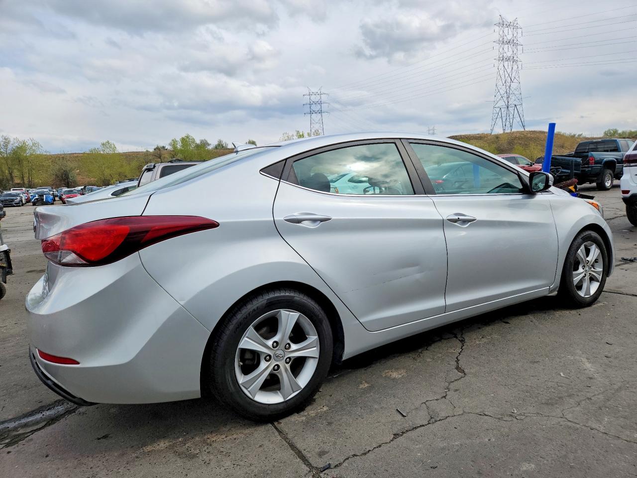 Hyundai ELANTRA Value Edition