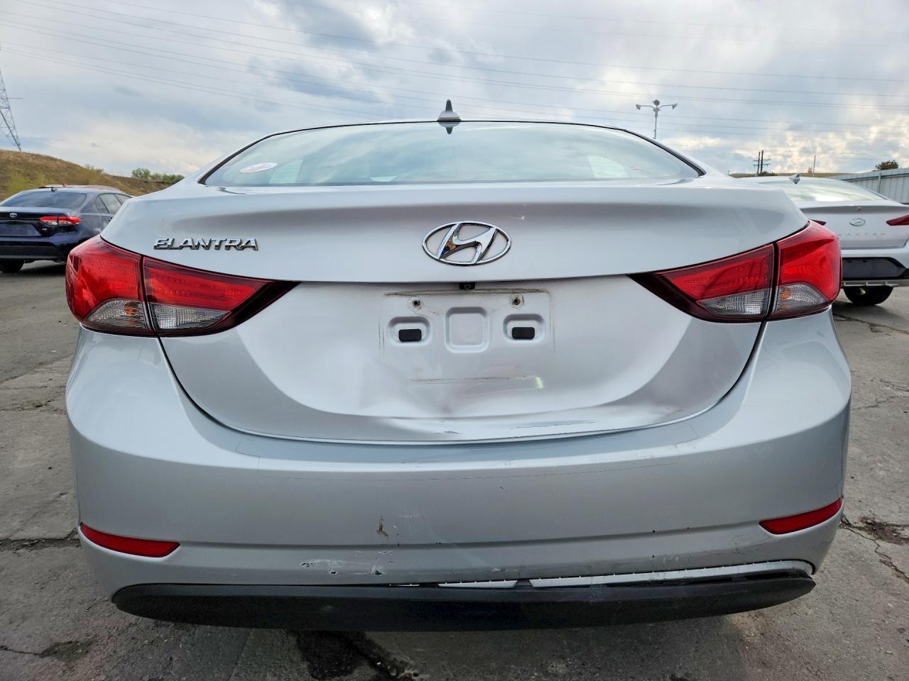 Hyundai ELANTRA Value Edition