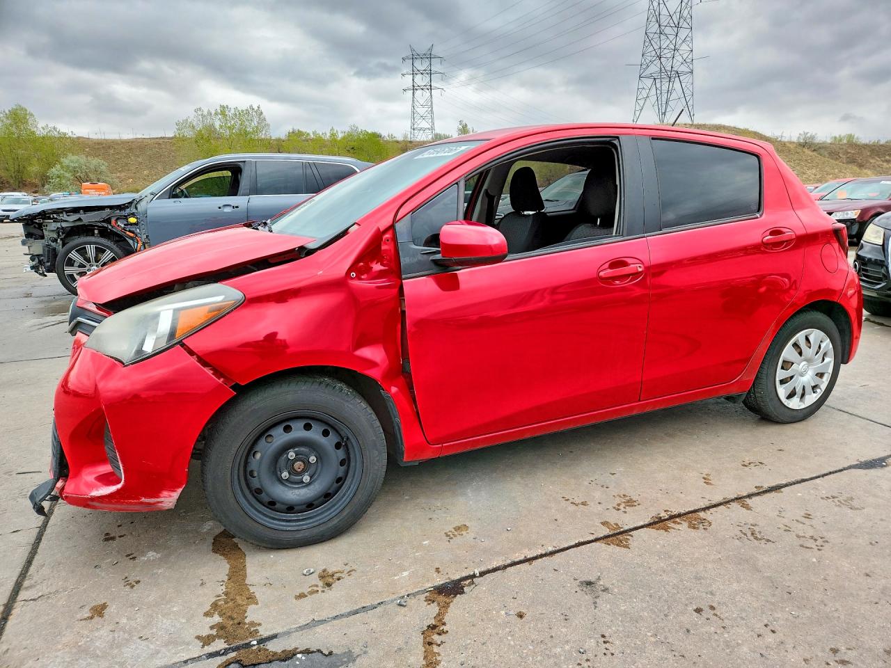 Salvage Toyota Yaris Image