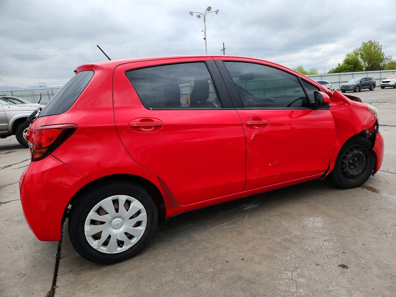 Toyota Yaris 5-door L