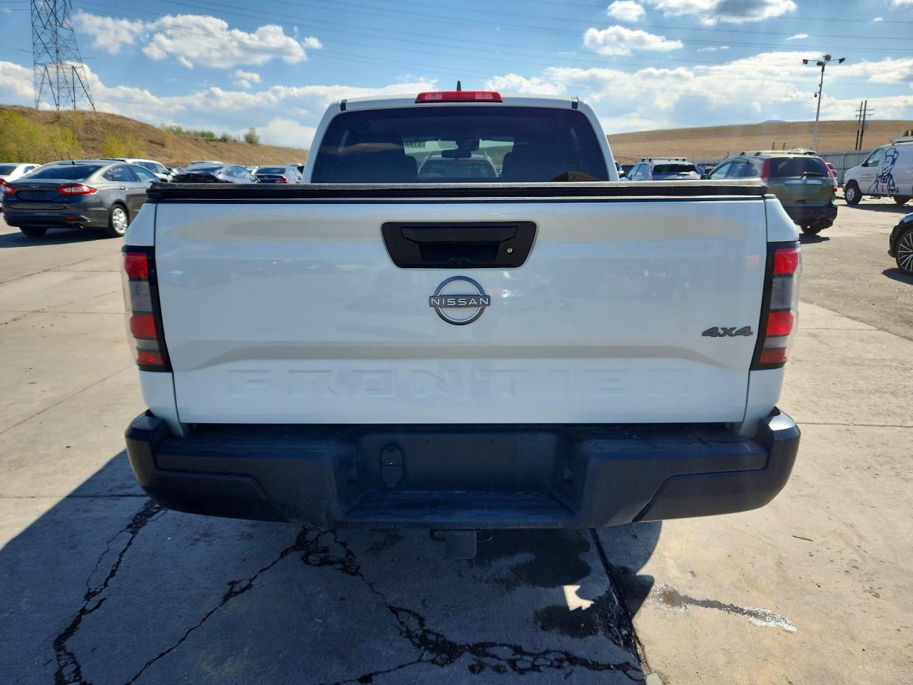 Nissan Frontier S