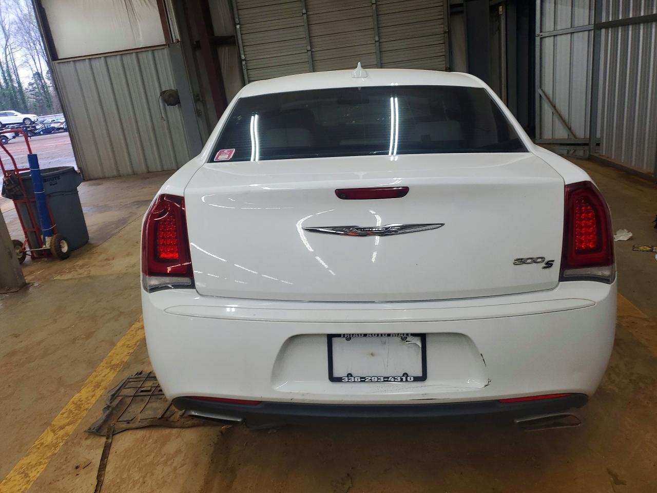 Chrysler 300 S