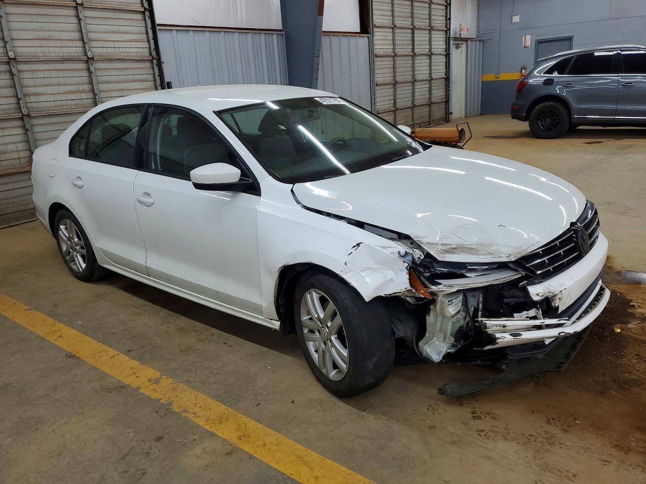 Volkswagen Jetta S