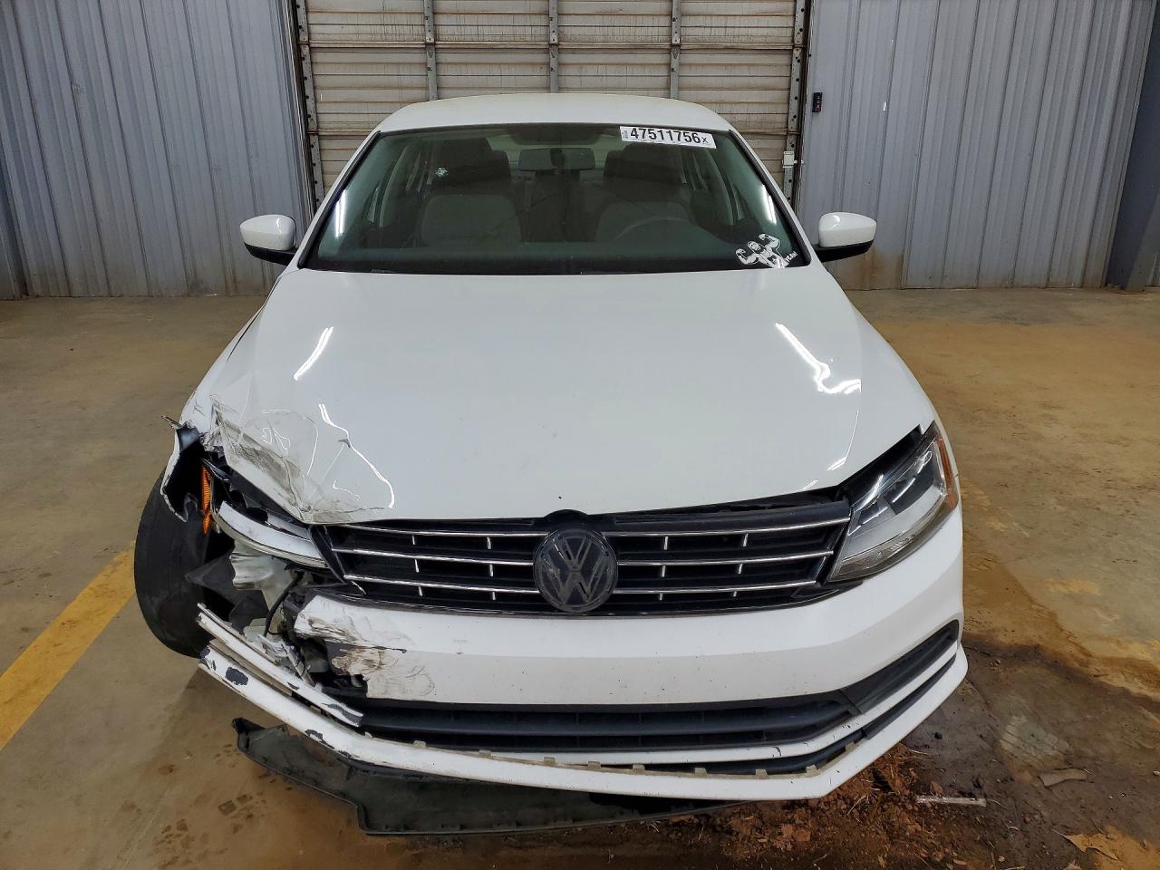 Volkswagen Jetta S