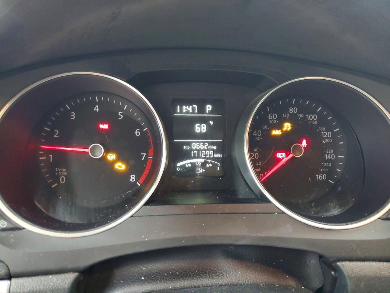 Volkswagen Jetta S