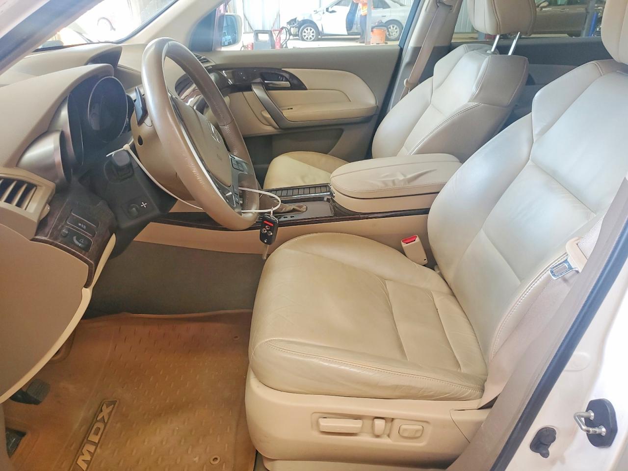 Acura MDX Technology