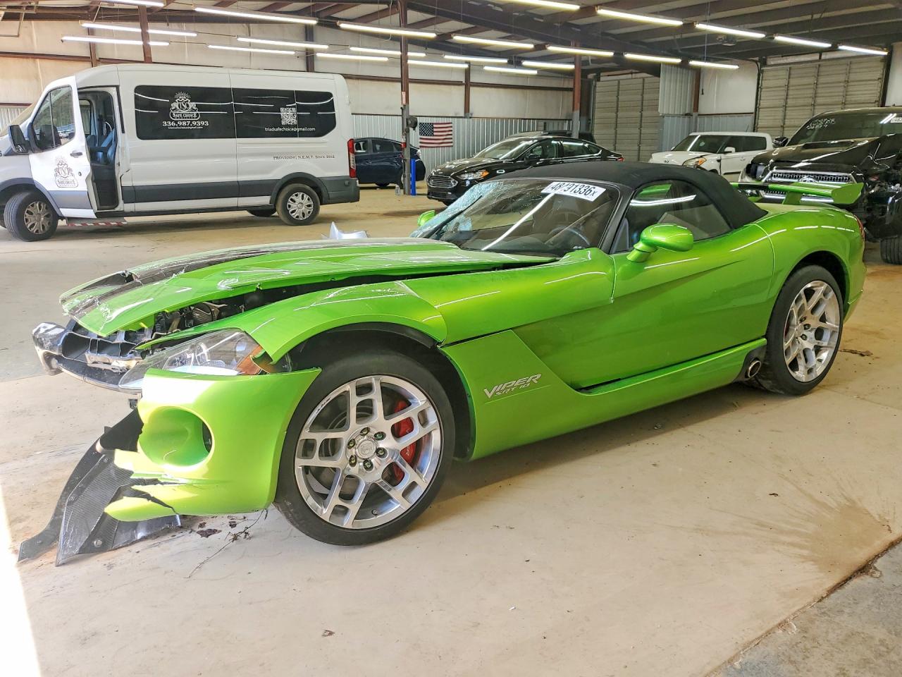Salvage Dodge Viper Image