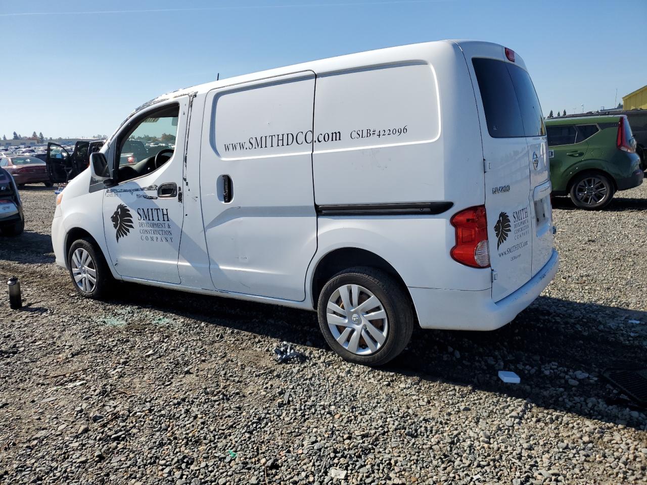 Nissan Nv