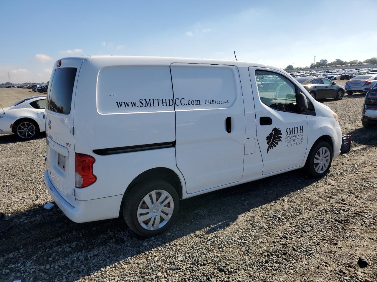 Nissan Nv