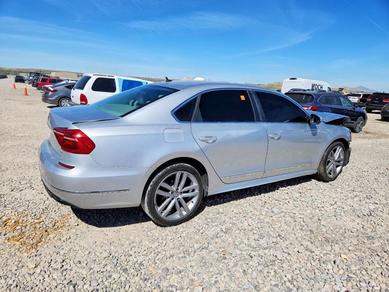 Volkswagen Passat S
