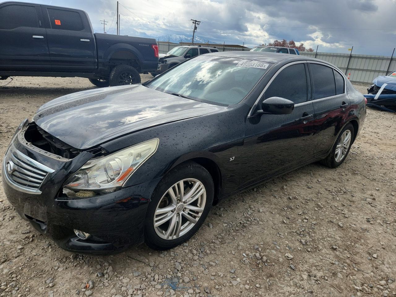 Salvage INFINITI Q40 Base Image