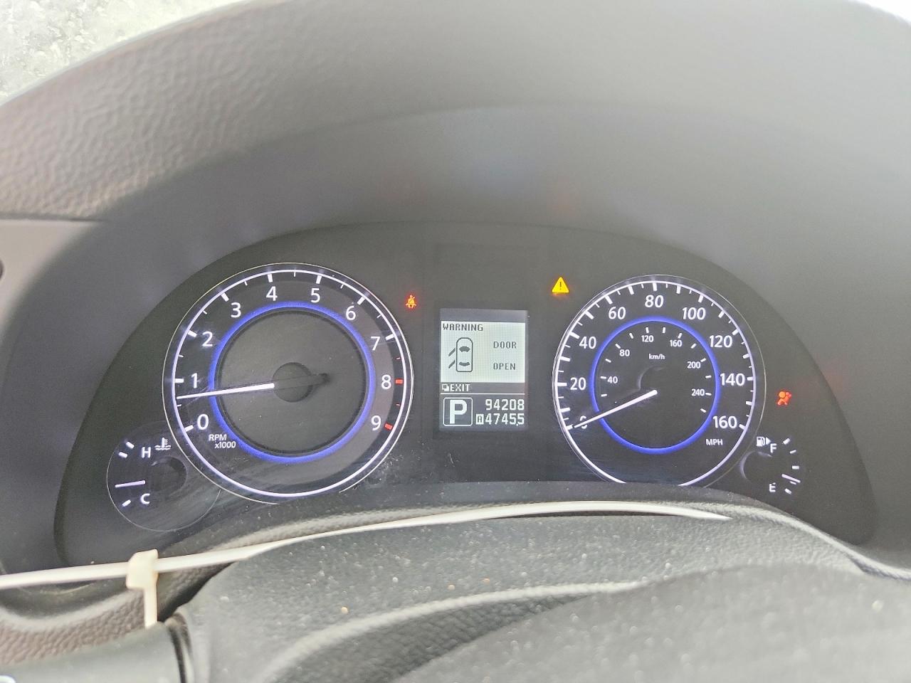 INFINITI Q40 Base