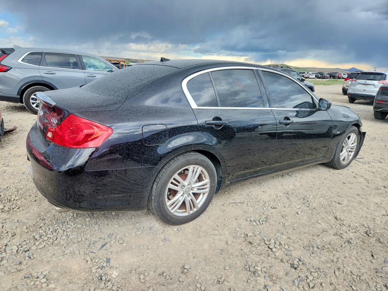 INFINITI Q40 Base