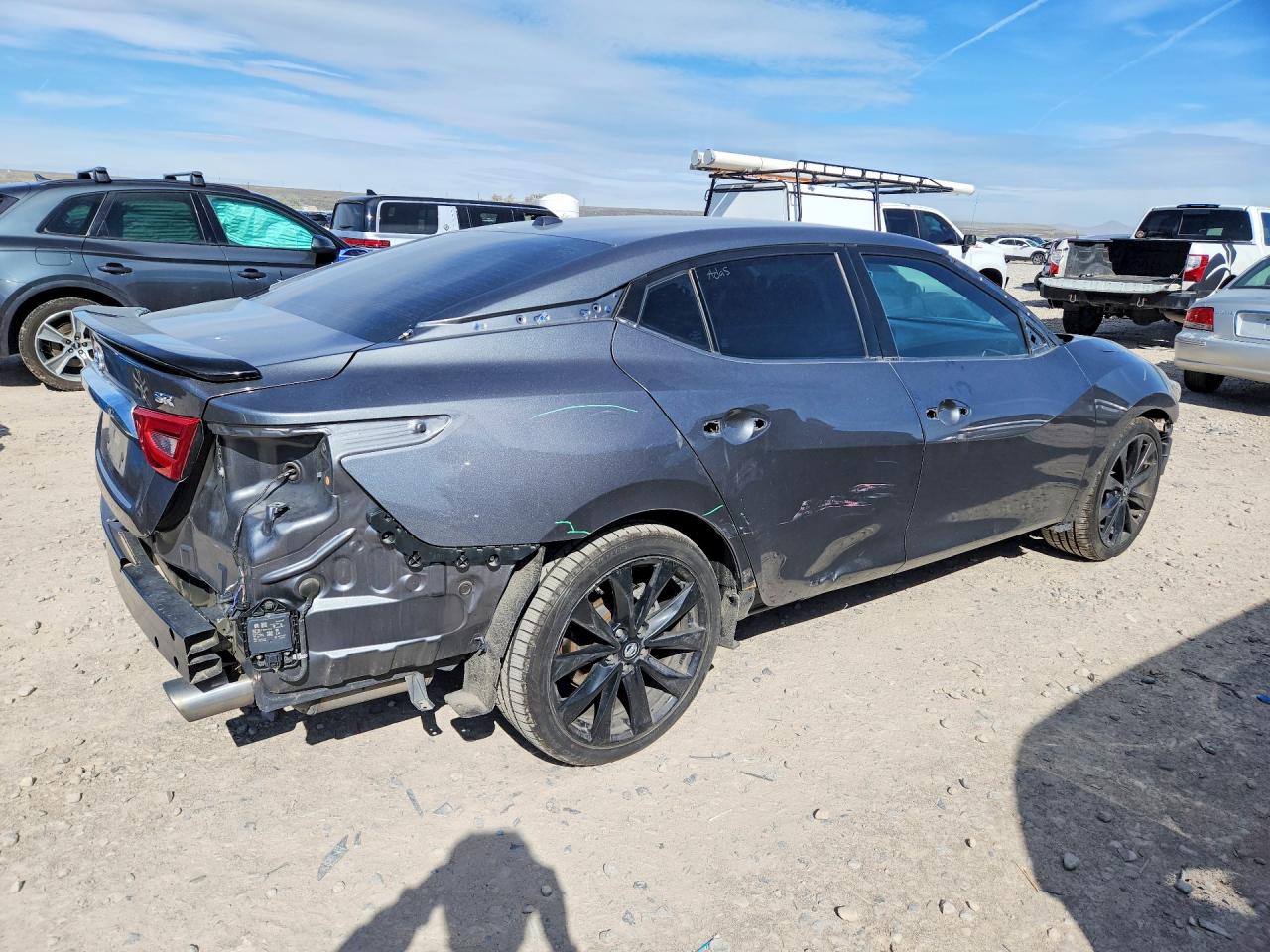 Nissan Maxima